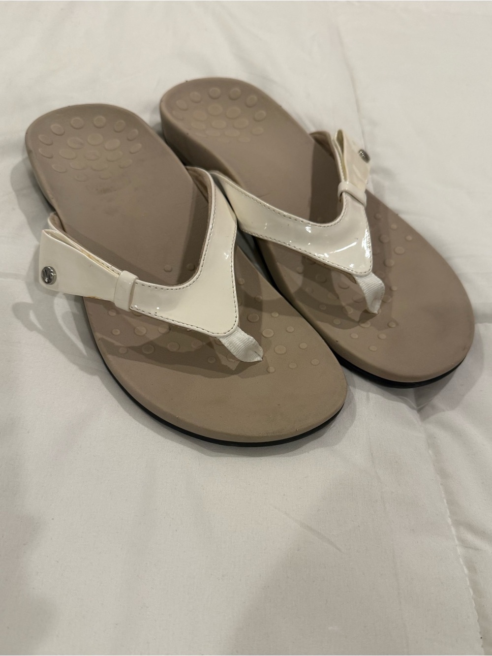 Vionic Bella Bow Accent Orthotic Thong Sandals Size 9
